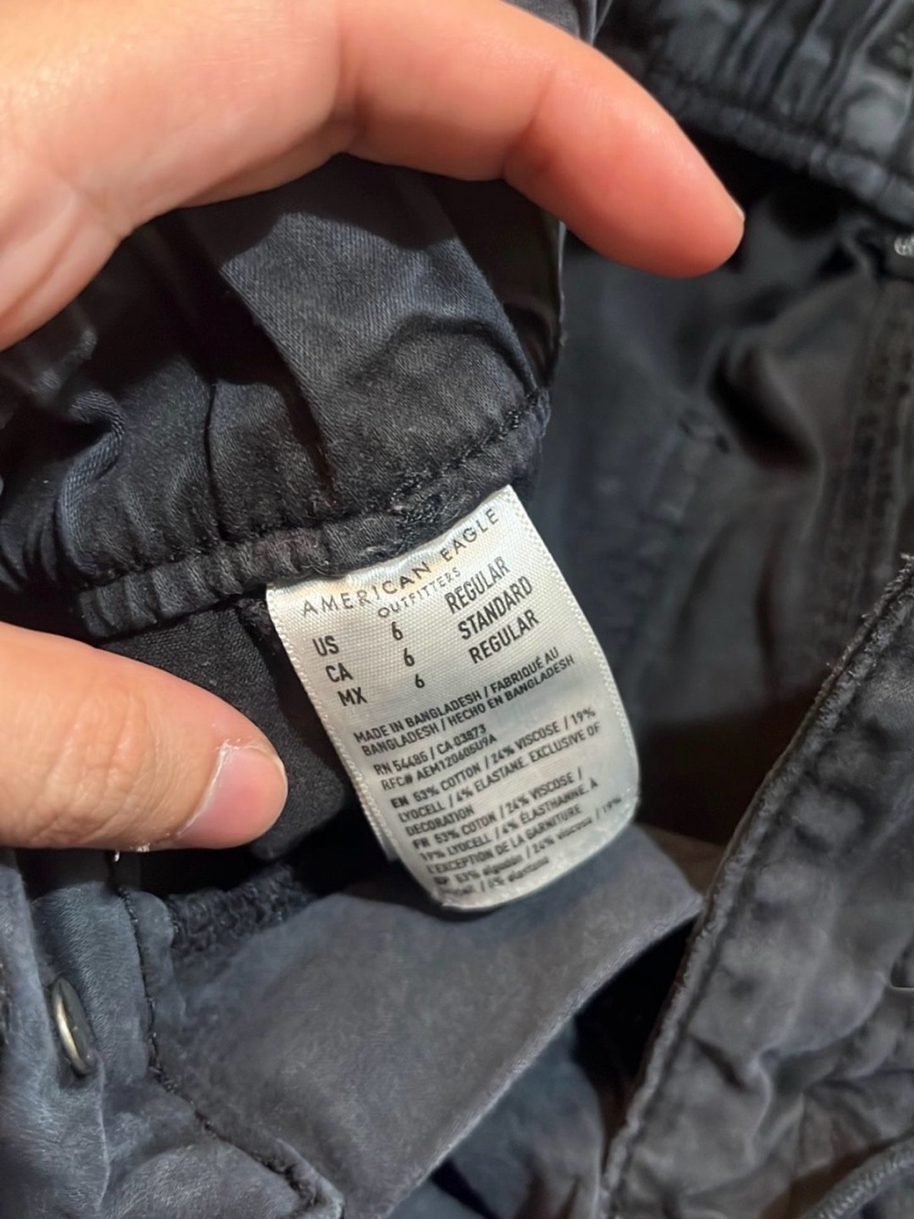 American Eagle Outfitters Black Utility Joggers - Picture 3 of 3